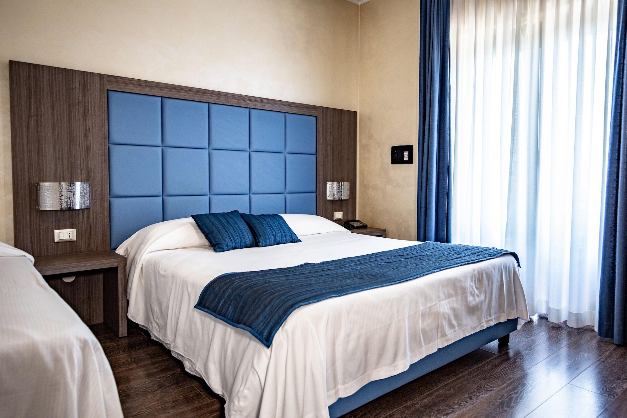 Hotel La Compagnia Del Viaggiatore Л'Акуила Экстерьер фото